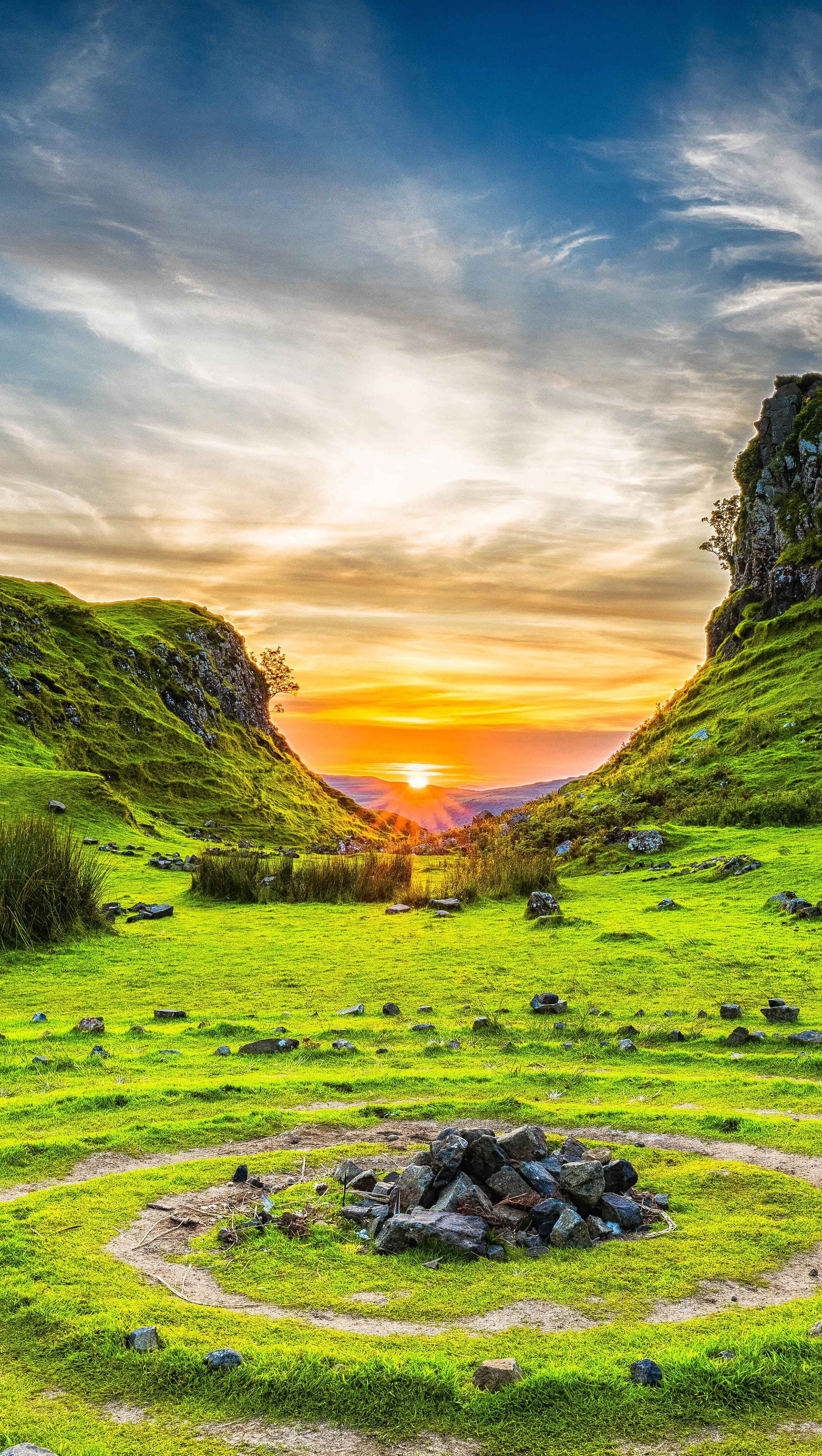 Sunrise in the contryside of the United Kingdom Wallpaper 8k Ultra HD  ID:4585