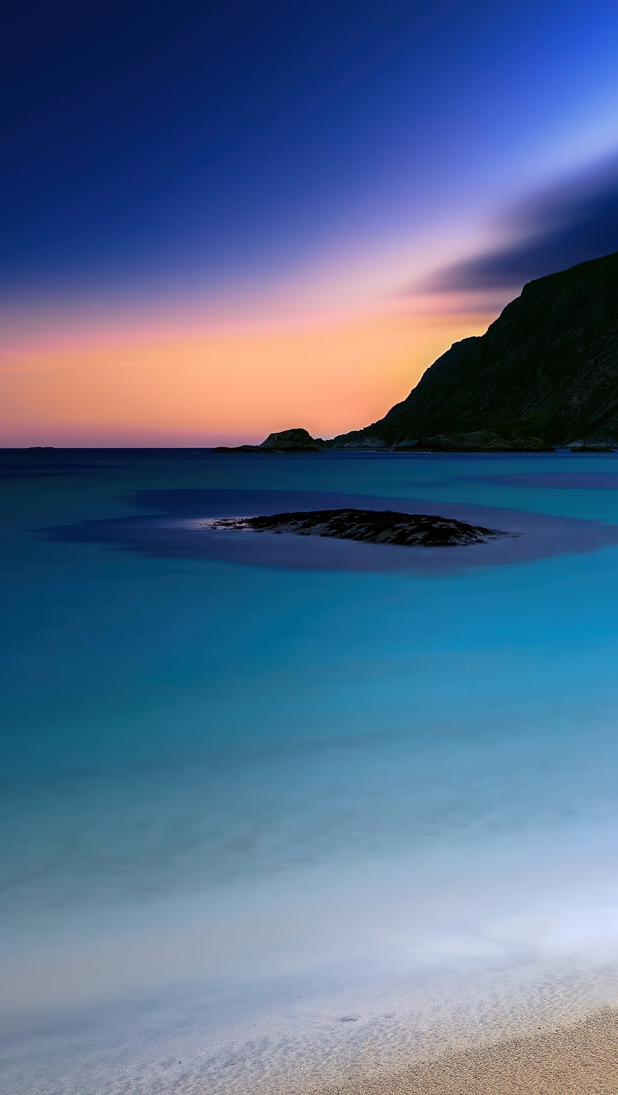 Twilight in the beach Wallpaper 4k Ultra HD ID:11077