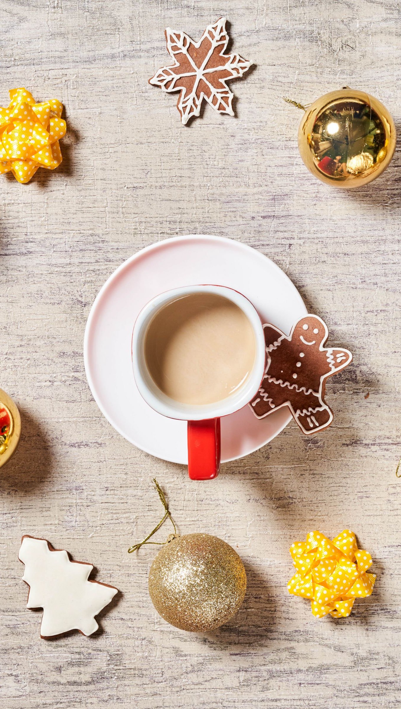 Wallpaper Coffee with christmas bubbles Vertical