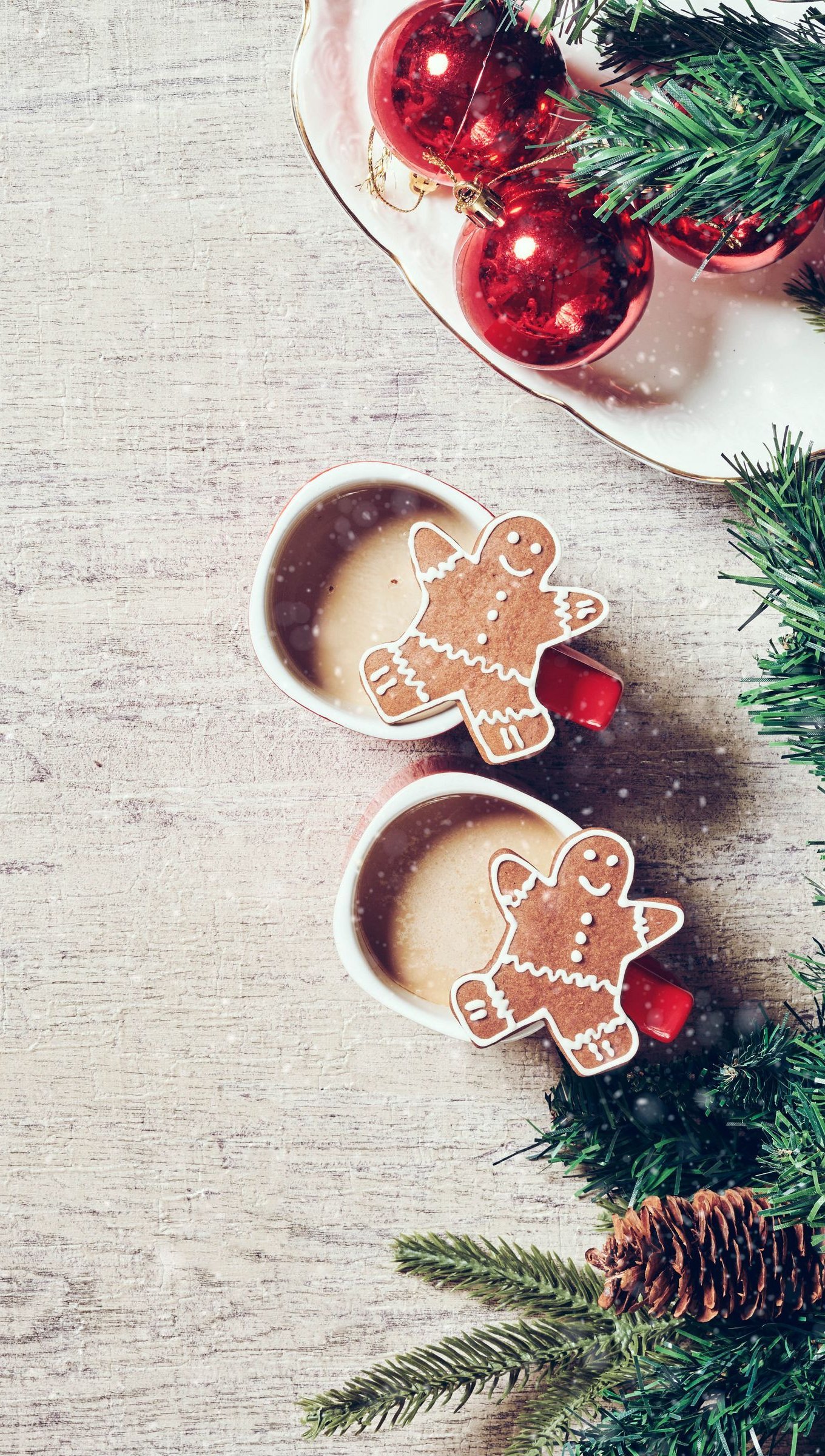 Fondos de pantalla Cafe y galletas de jengibre con decoraciones navideñas Vertical