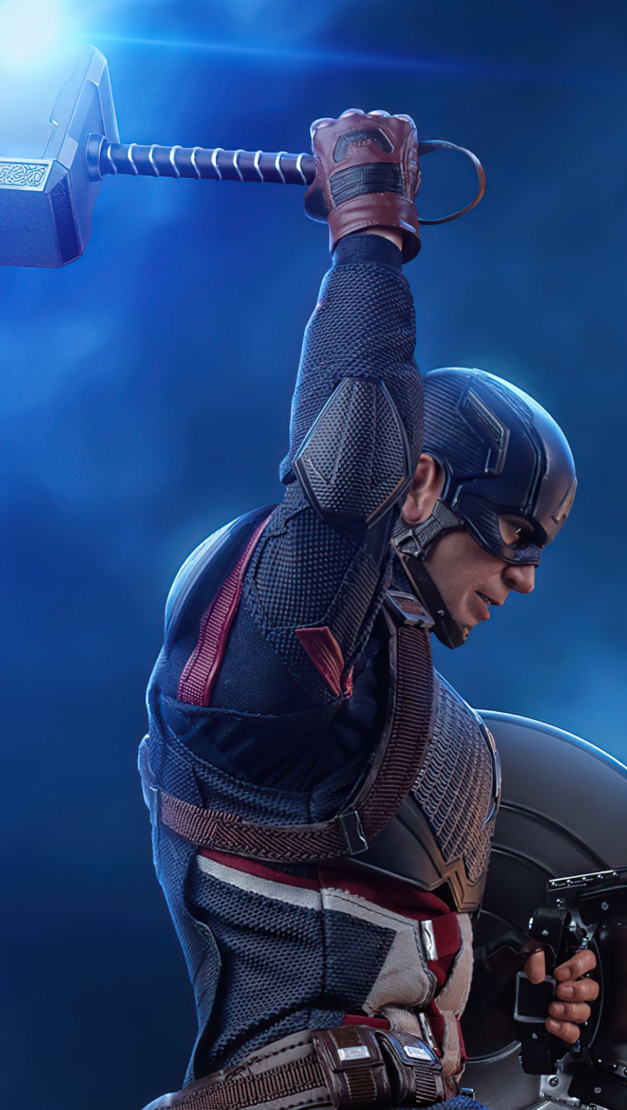 Fondos de pantalla Capitan America con martillo de Thor 2021 Vertical