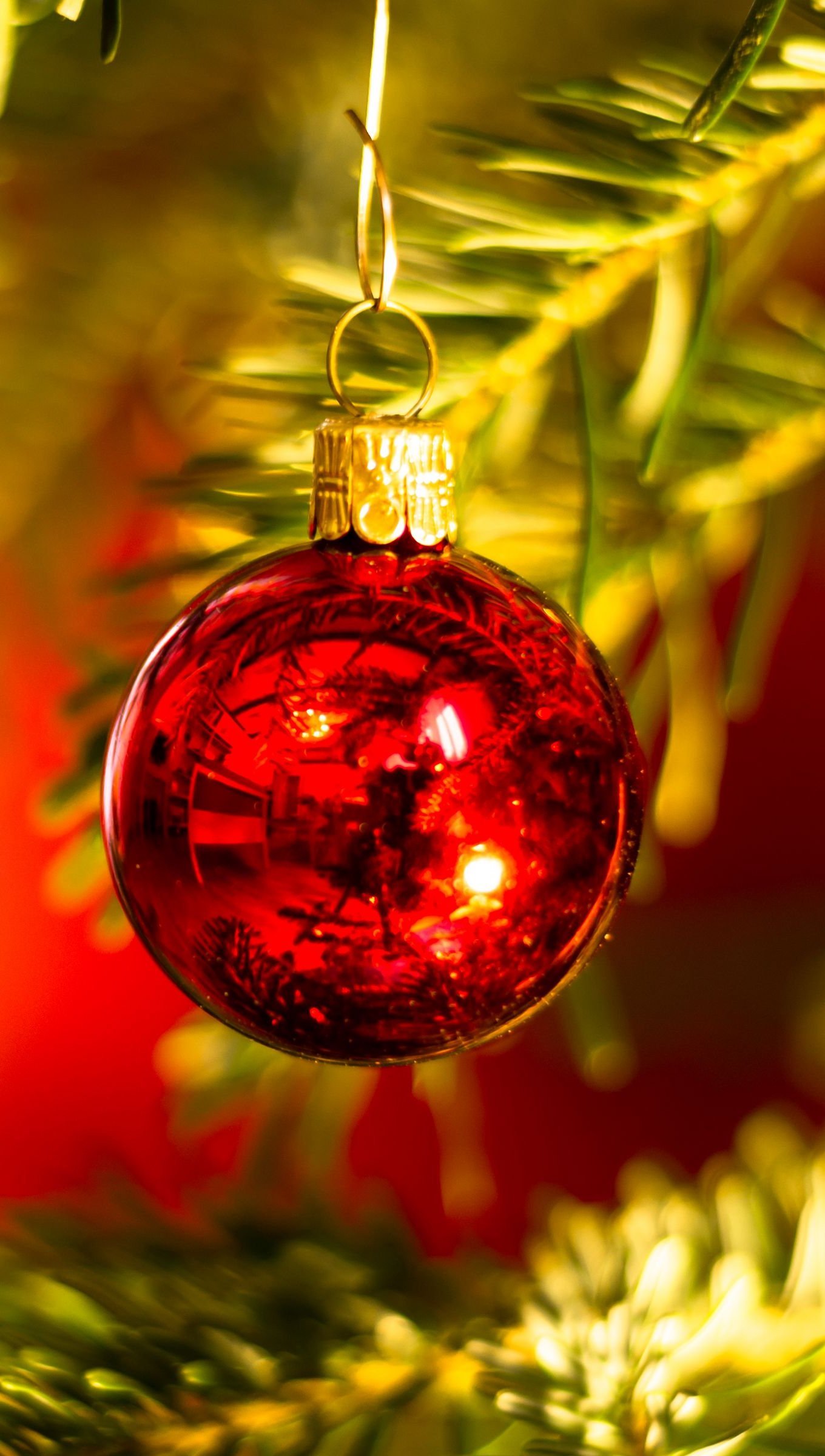 Wallpaper Christmas ornament on tree Vertical