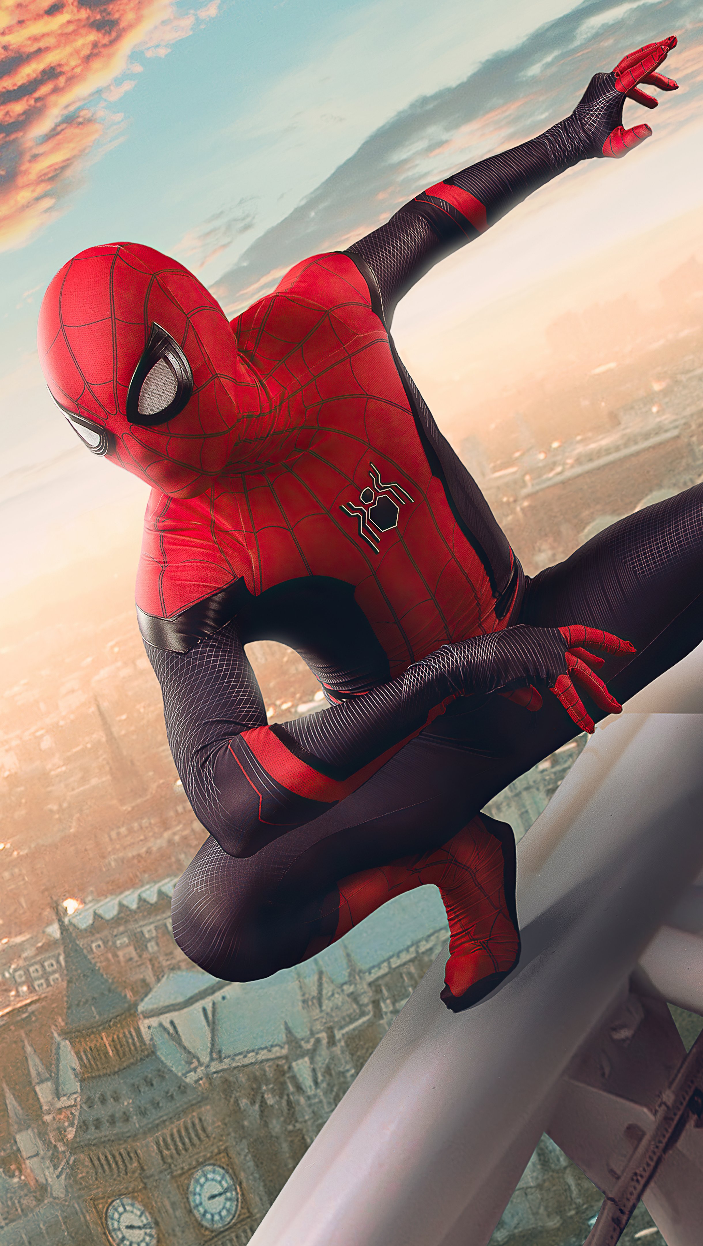 Wallpaper Spider Man in London Vertical