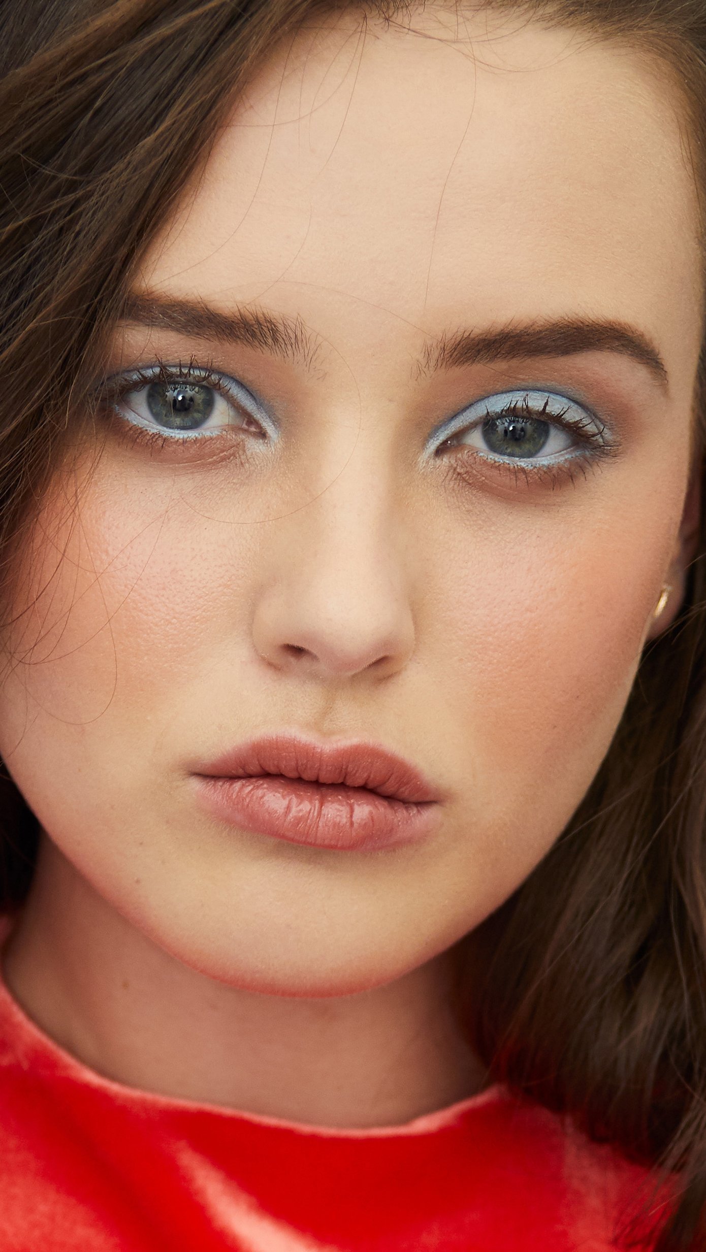Wallpaper Katherine Langford for Maire Claire Vertical