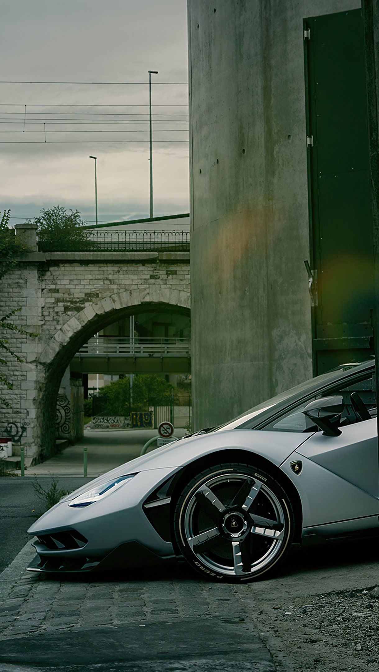 Fondos de pantalla Lamborghini Centenario Plata Vertical