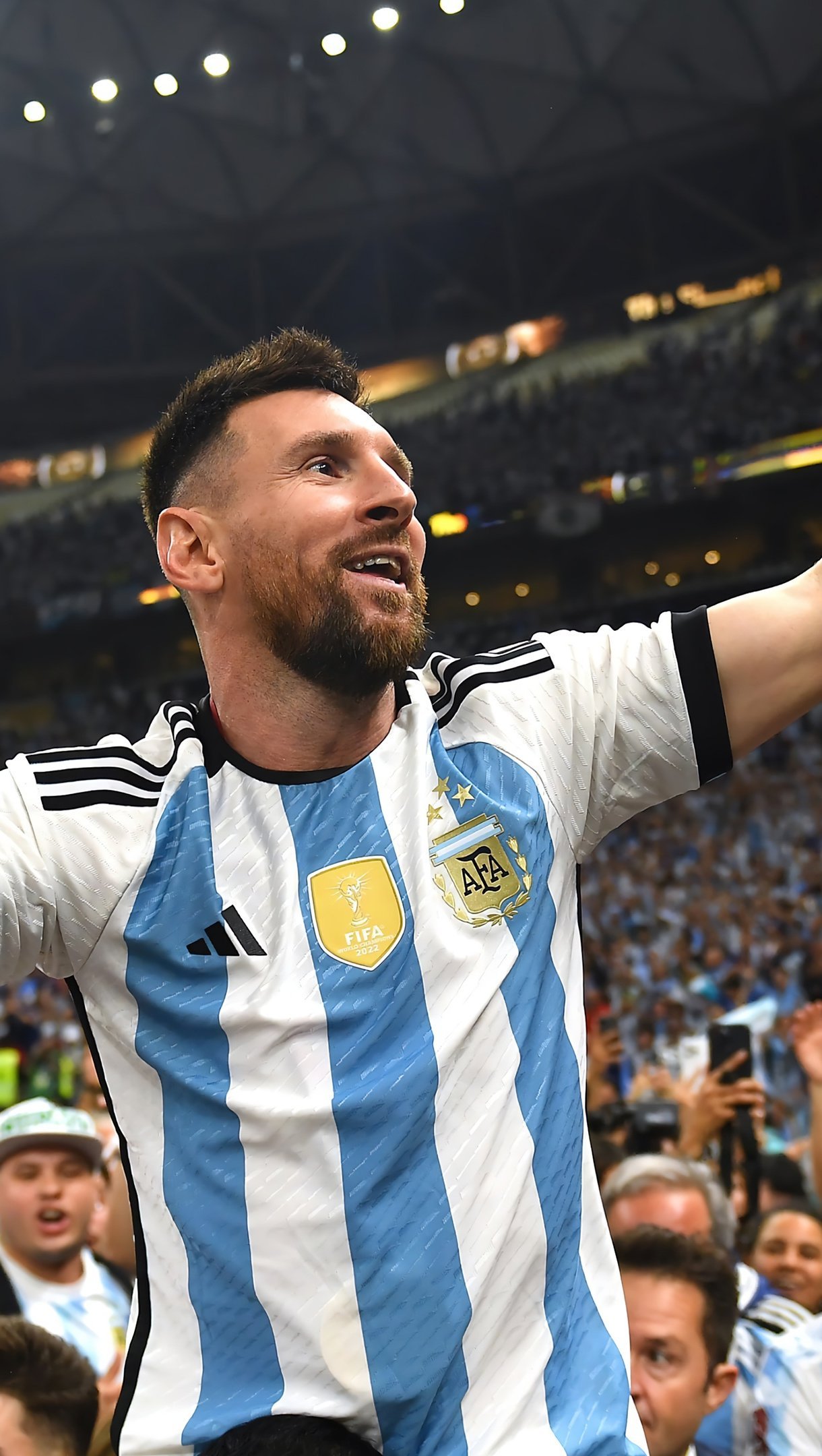 Wallpaper Lionel Messi FIFA World Cup Vertical