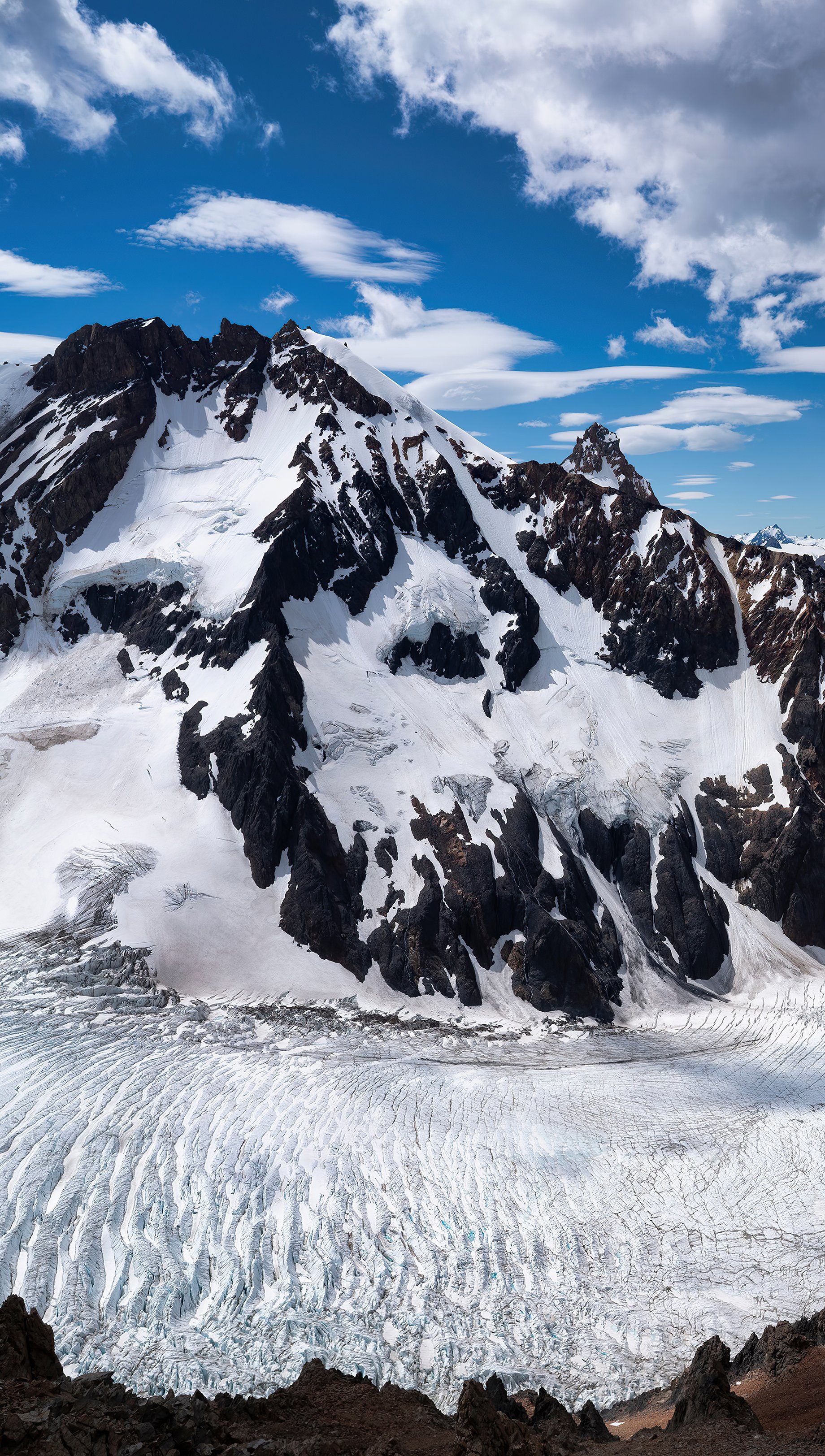 Fondos de pantalla Montañas en Patagonia Argentina Vertical